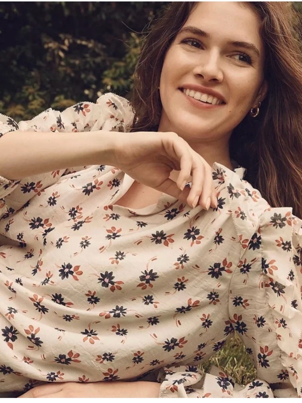 Ann Taylor Floral Ruffle Sleeve Blouse Size Medium